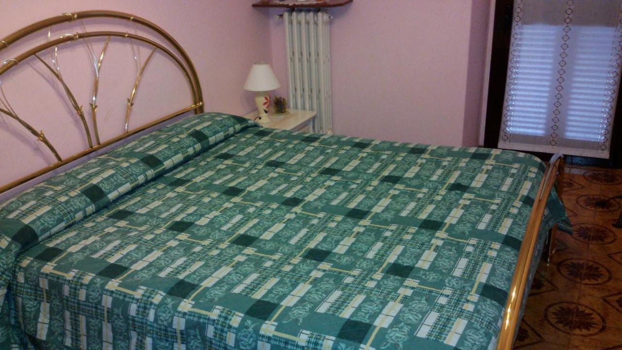 B&B I Lazzarini Sarnico Luaran gambar