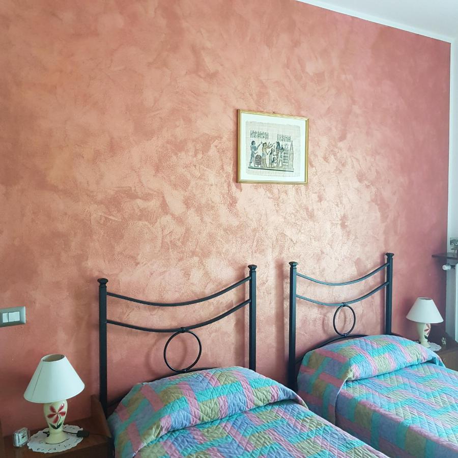 B&B I Lazzarini Sarnico Luaran gambar